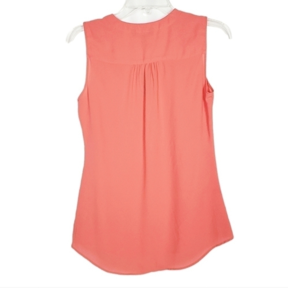 EXPRESS sleeveless blouse - Picture 3 of 5